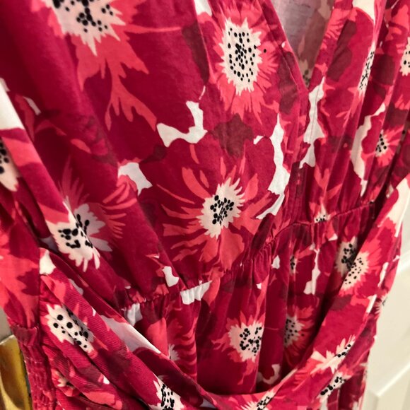 NWT LOFT Beach Cover up. Size SX. Elastic band on waist. Print. - Picture 7 of 8